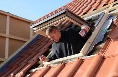 Pose de fenêtres de toit Velux à Walbach